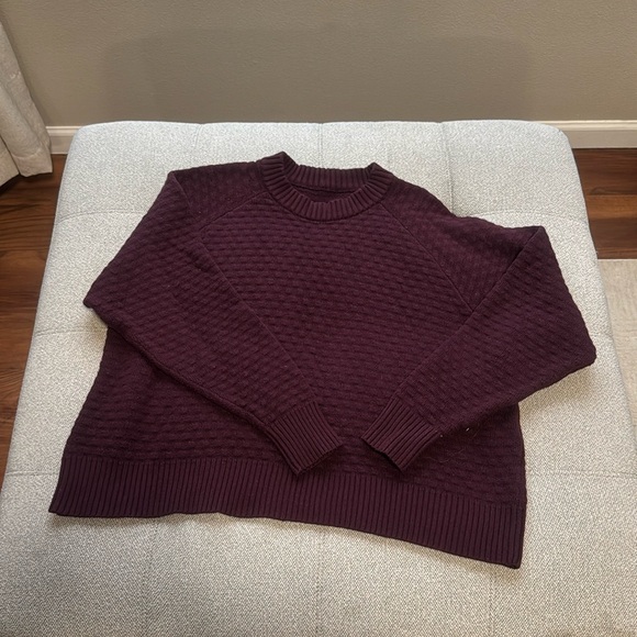 lululemon athletica Purple Sweater - Picture 1 of 4